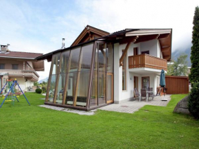 Lovely Chalet in Mayrhofen with Private Garden, Mayrhofen